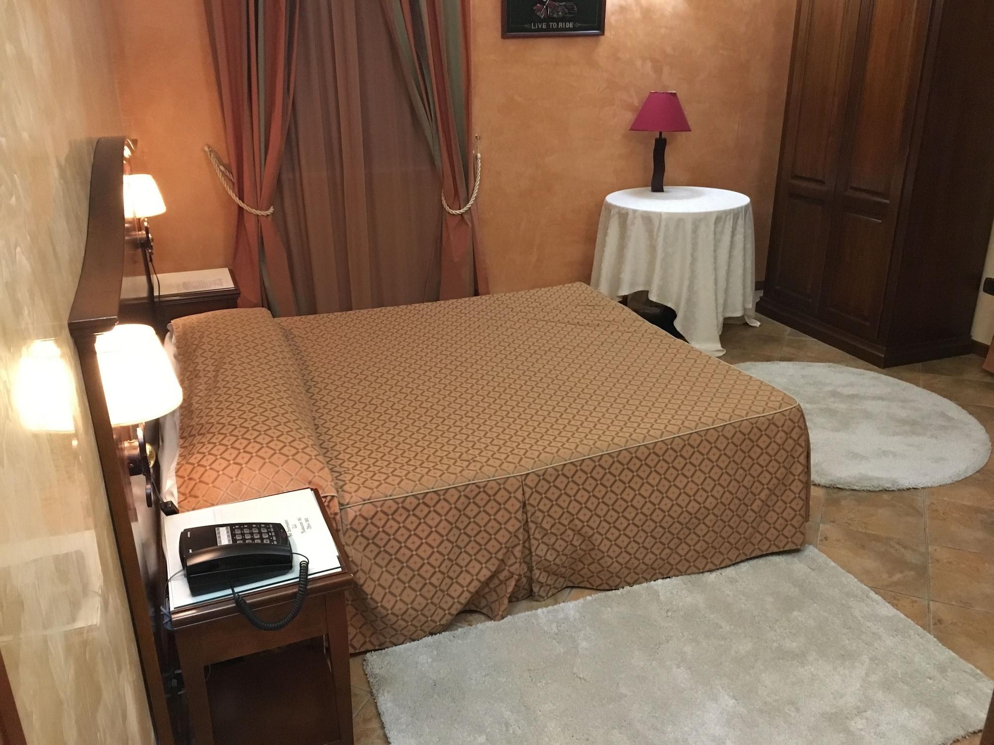 Hotel Al Ritrovo Piazza Armerina Esterno foto