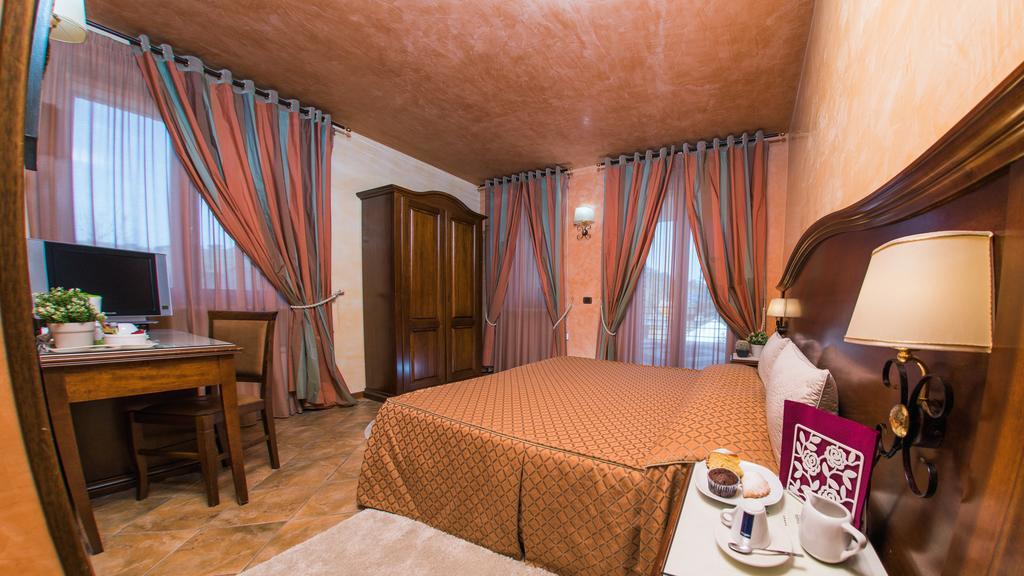 Hotel Al Ritrovo Piazza Armerina Esterno foto