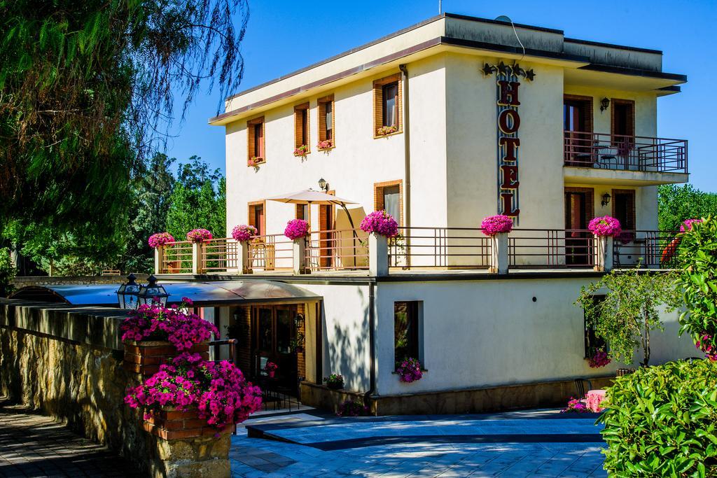 Hotel Al Ritrovo Piazza Armerina Esterno foto