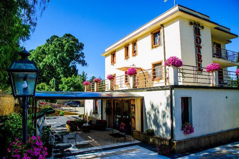 Hotel Al Ritrovo Piazza Armerina Esterno foto